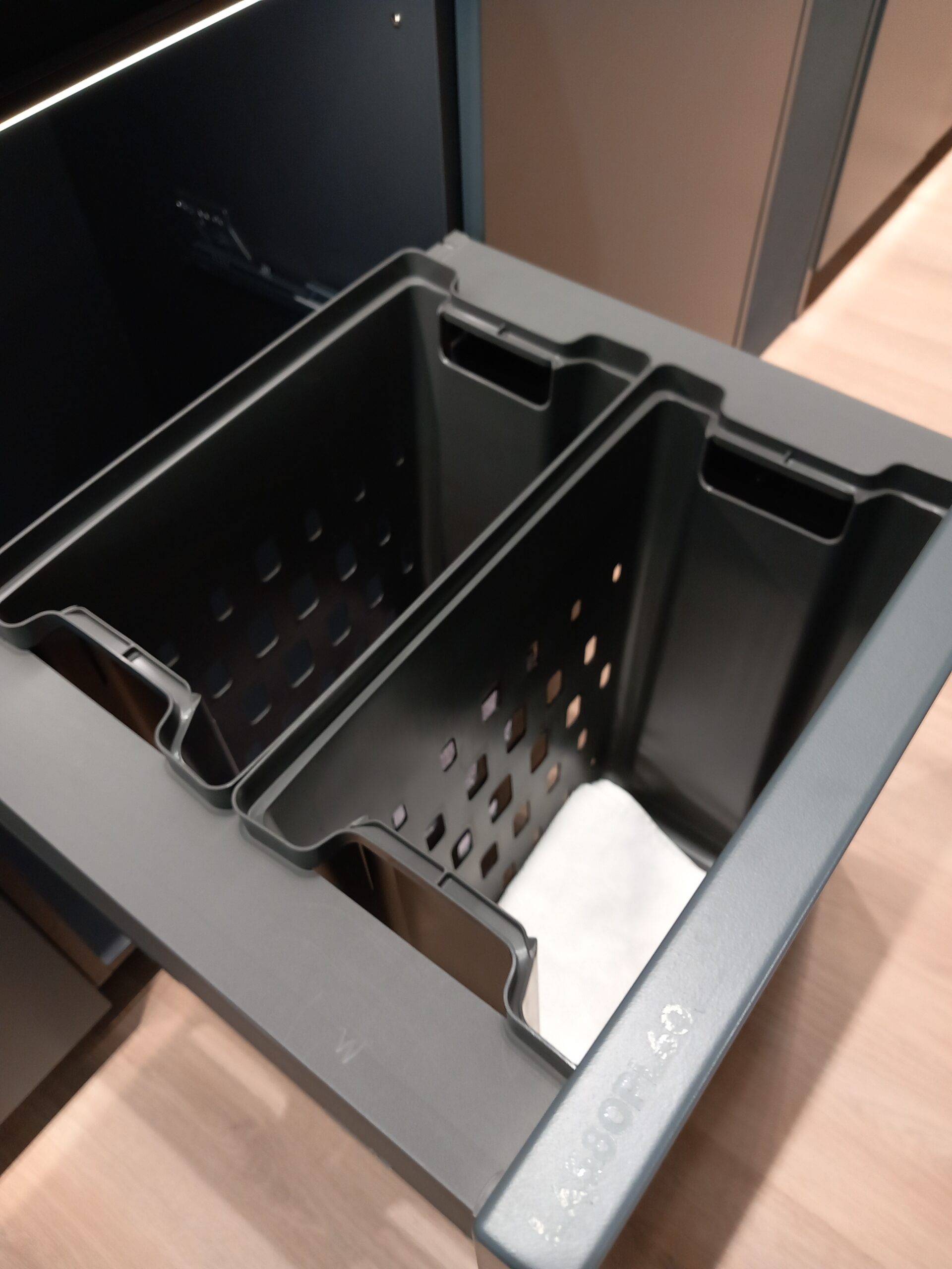 laundry_acabado_negro_ laundry_acabado_negro