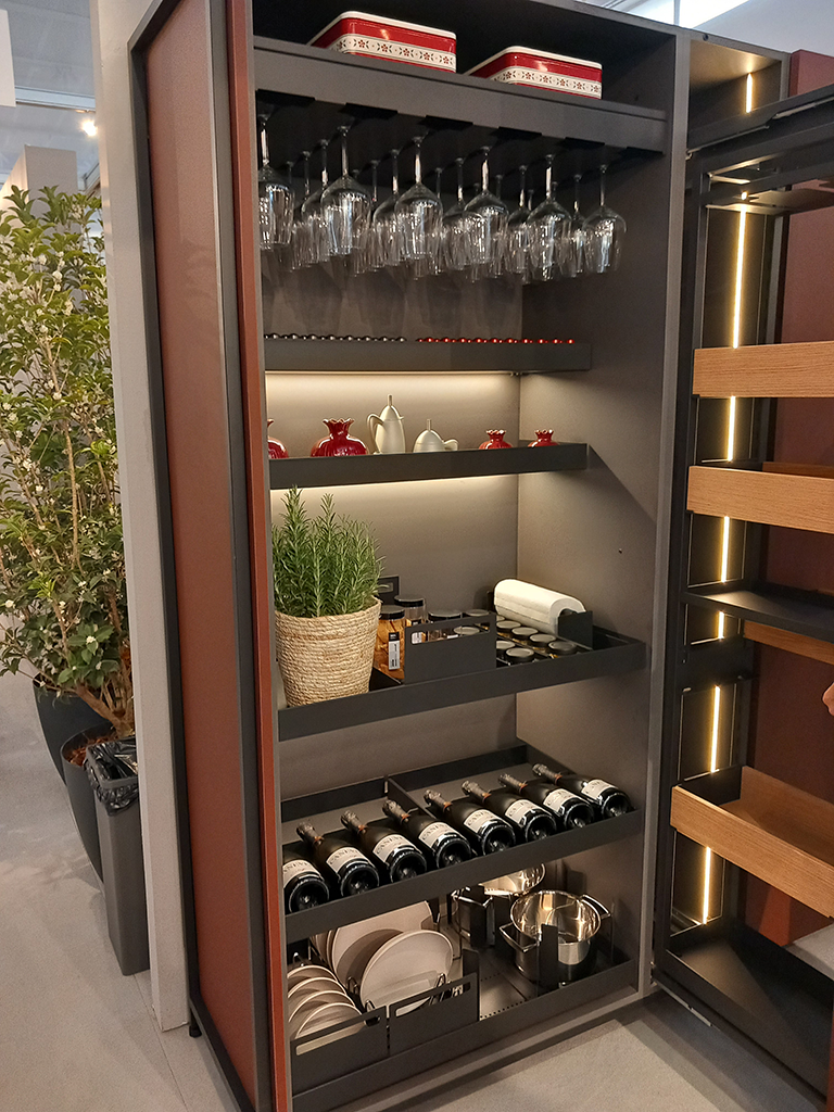 Desayunador SpaceLock de Vibo en SICAM 2025 | Representaciones Mondragón Desayunador SpaceLock de Vibo presentado en SICAM 2025 – Representaciones Mondragón